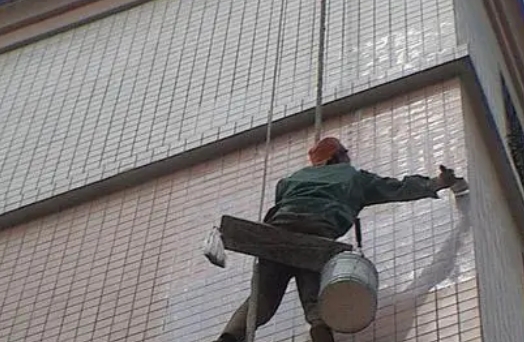 合肥市卫生间漏水维修公司分享下合肥市外墙防水的必要性。