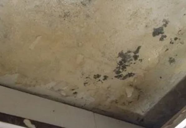 合肥市阳台漏水维修公司分享下合肥市卫生间渗水维修需要注意哪些问题。